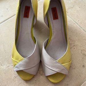 NWT Miz Mooz Warby Women’s Designer Heels in Citron, Size 8.5